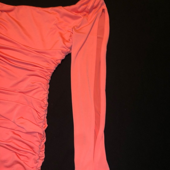 Dress - Picture 2 of 5